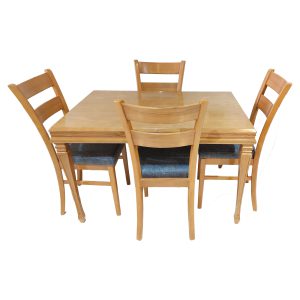 میز غذاخوری کلاسیک